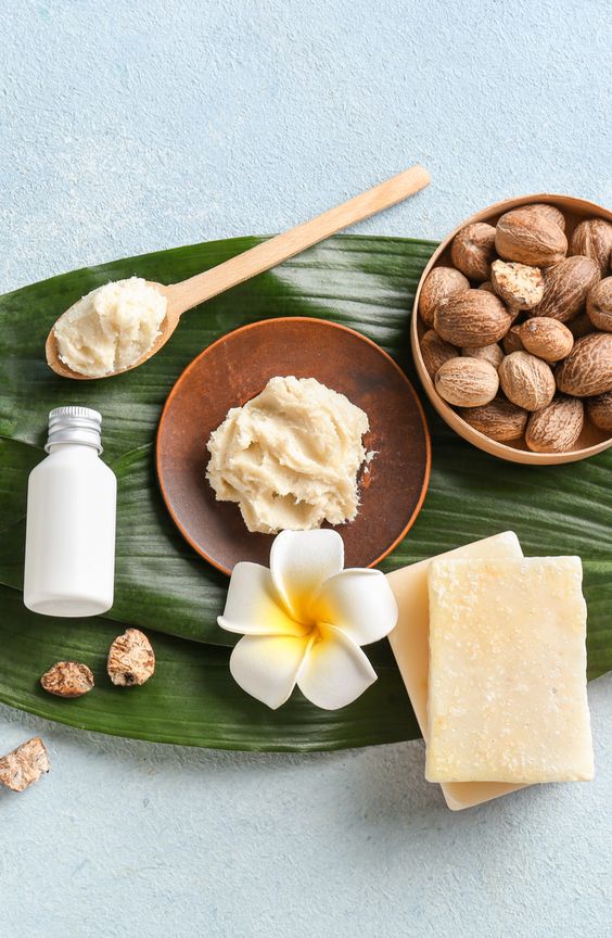لوشن بزبدة الشيا لترطيب الجسم