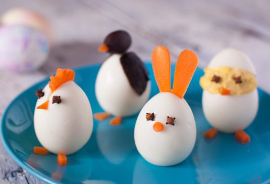 طريقة عمل أفكار مبتكرة لعمل حيوانات وطيور من البيض للأطفال