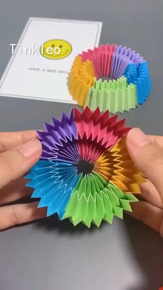 طريقة  صنع ألعاب من الورق