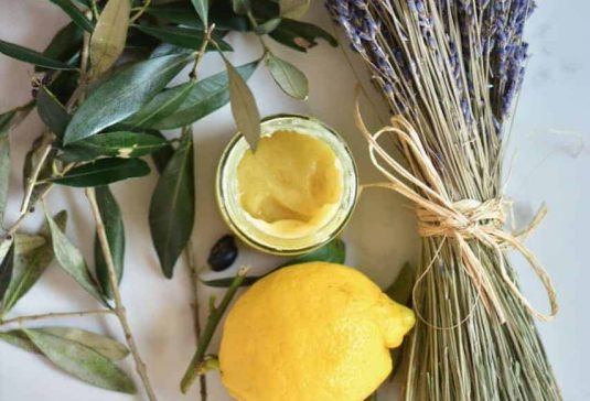 بلسم مهدئ للبشرة الجافة