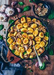 طريقة عمل جنوكتشي نباتي 