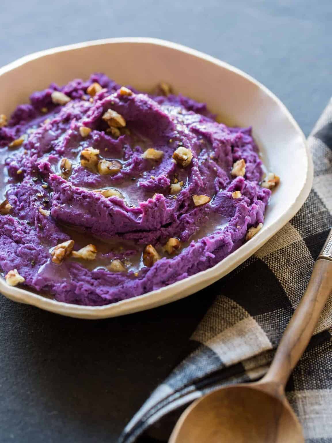 طريقة عمل البطاطا البوريه الأرجوانية