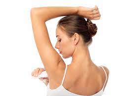 طرق عمل مزيل عرق طبيعي في المنزل