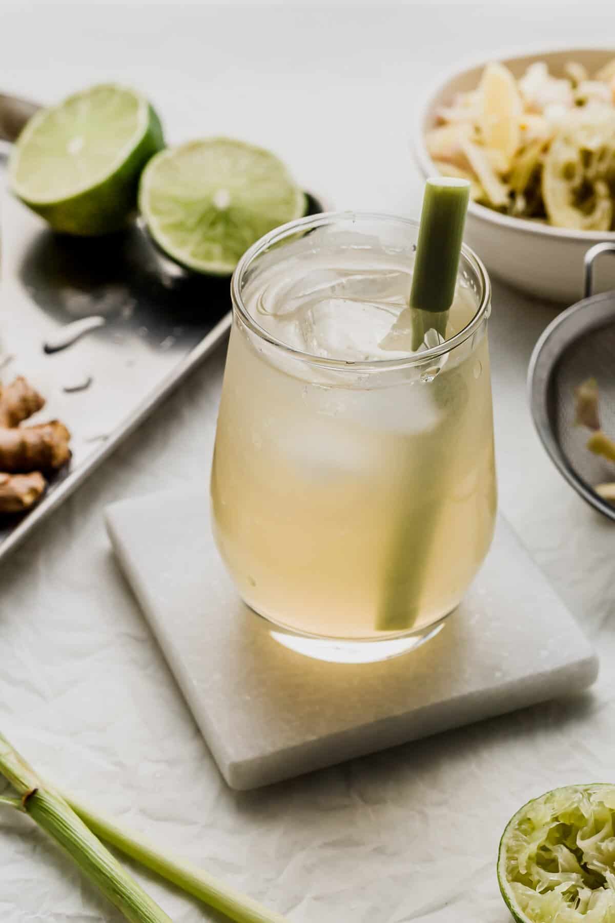 طريقة تحضير شاى عشب الليمون