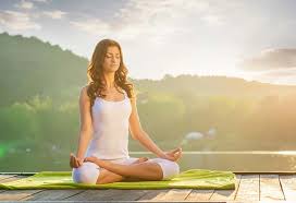 وضعيات يوغا لتحسين صحة الجهاز الهضمي