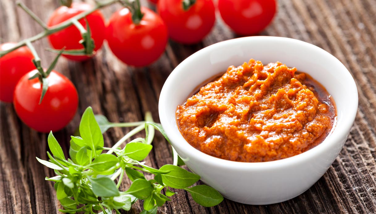 طريقة عمل بيستو الطماطم المجففة