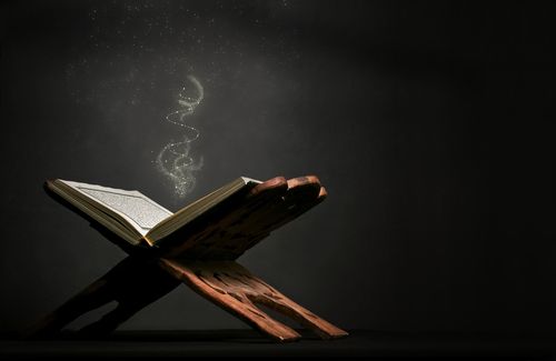 من هو النبي الذي قطع راسه وهو ساجد