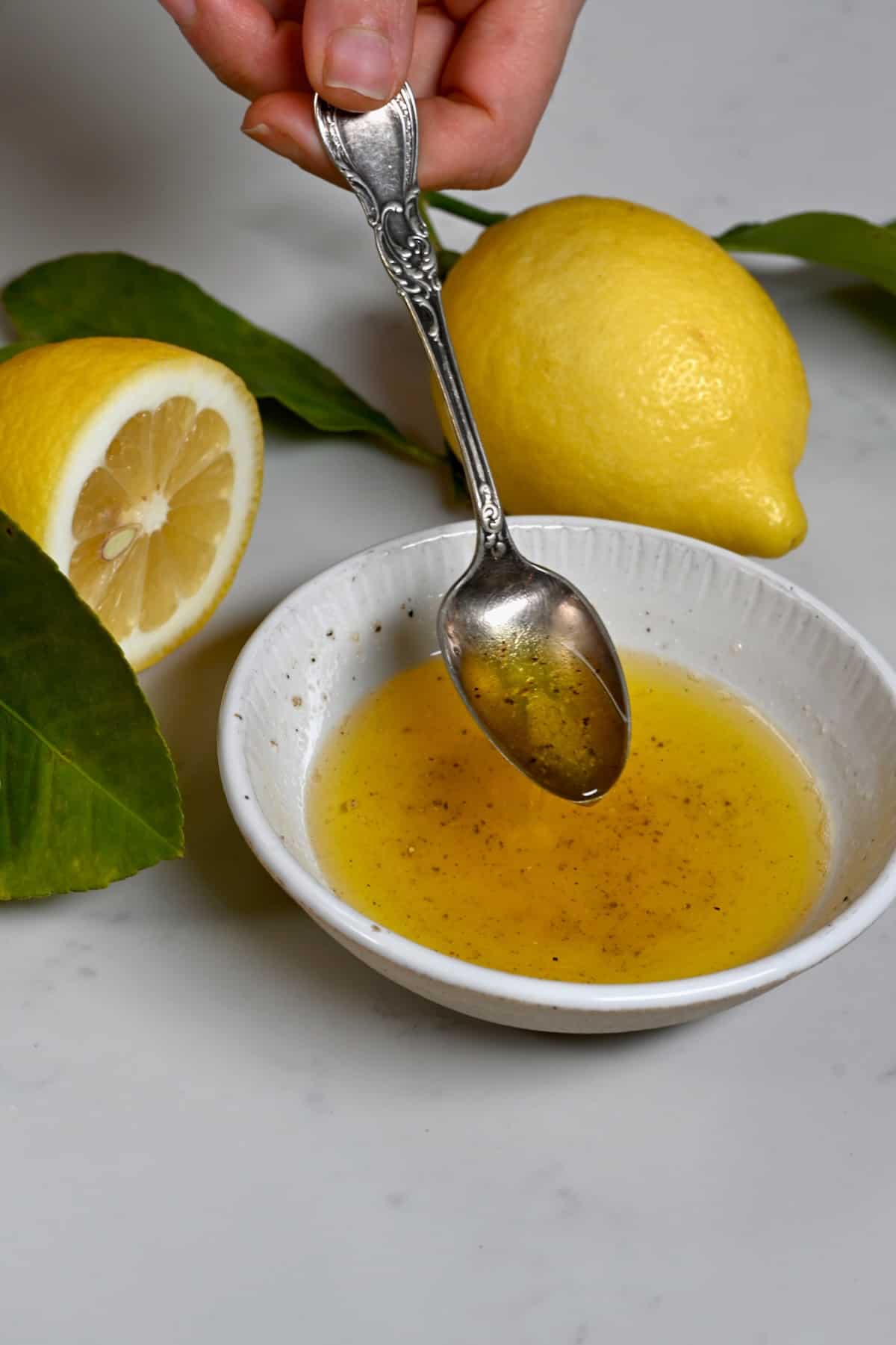 صلصة الليمون بالزبدة للمأكولات البحرية